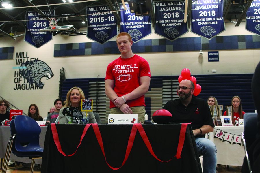 Senior Jared Napoli signs to play football at William Jewell College.
