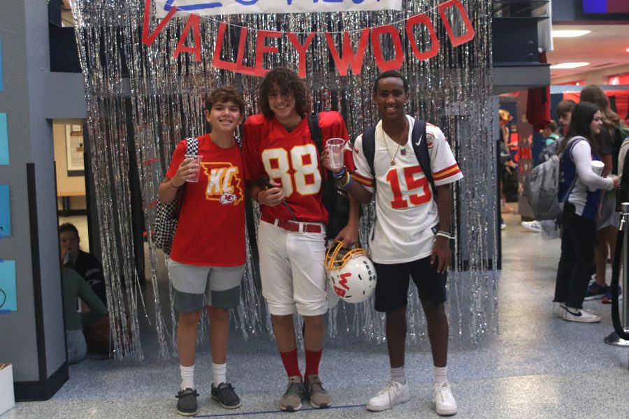 Wearing Chiefs jerseys, juniors Trent Richardson, AJ Vega and Corbin Garnand pose for a picture.