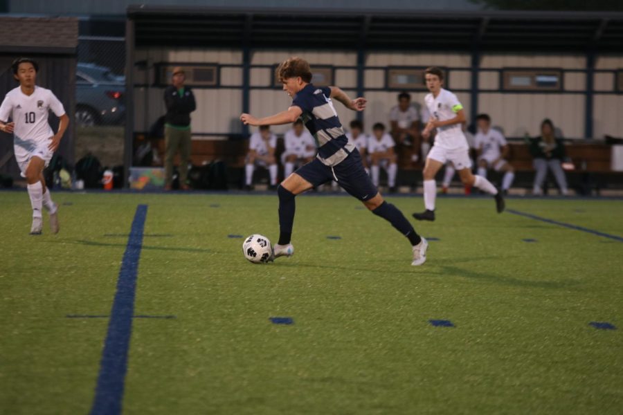 Senior Nico Pendleton starts a drive downfield.