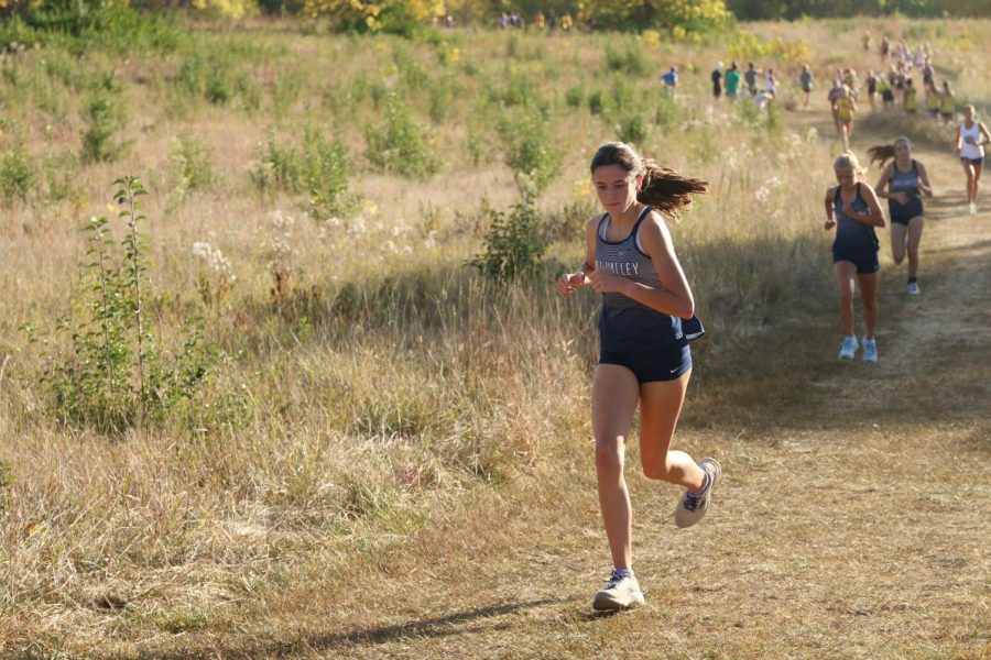 Freshman Paige Roth focuses on her race.