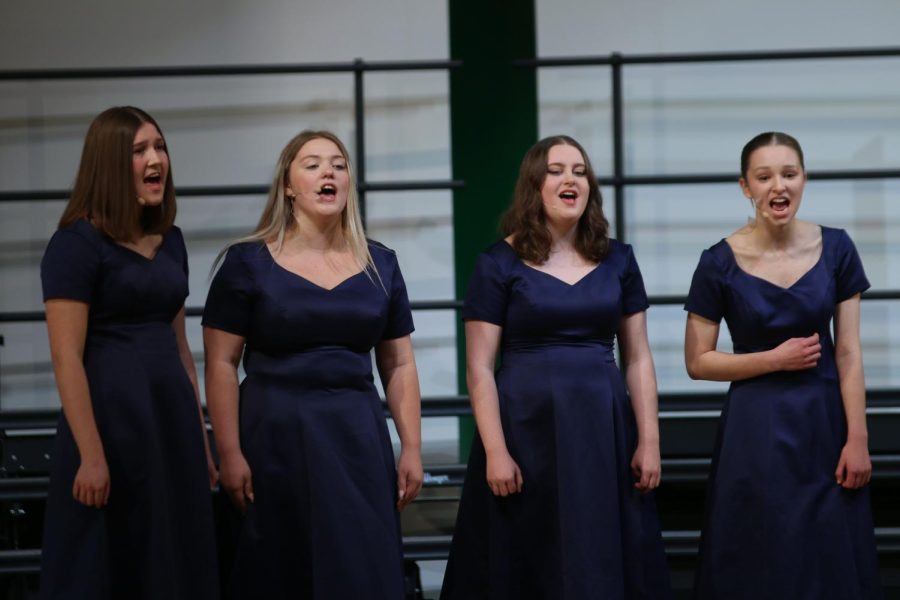 Fiercely, senior Asa Esparza and juniors McKinley Graves, Sarah Coleman, and Grace Cormony collaborate as the Women’s quartet. 
