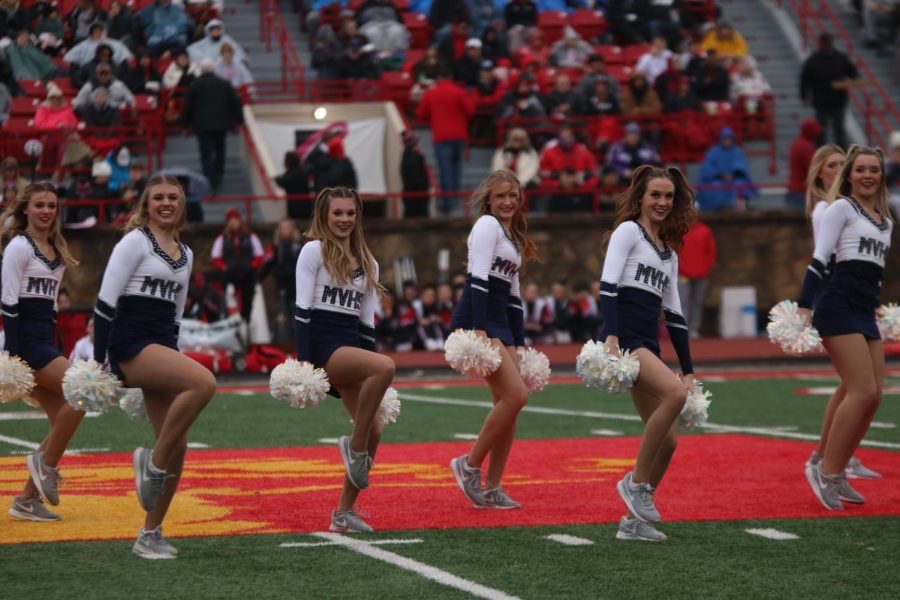 The Silver Stars perform at halftime.