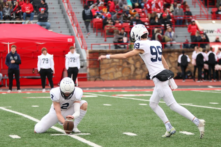 Junior Kenten Laughman gets ready to kick a field goal.