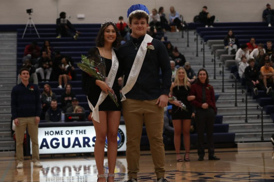 After being crowned Sweetheart king and queen, seniors Grant Rutkowski and Lauren Aycock pose for a picture.
