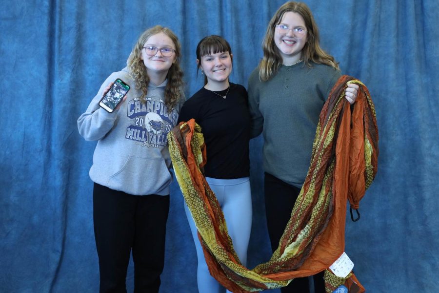 Freshmen Melia Davis, Maddie Martin, and Emma Lee enjoy hammocking and geocaching in their free time.