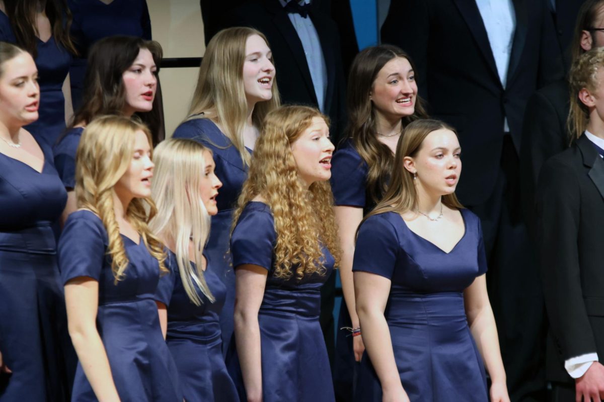 Senior Sarah Reynolds sings during Zions Walls with Jag Chorale. 