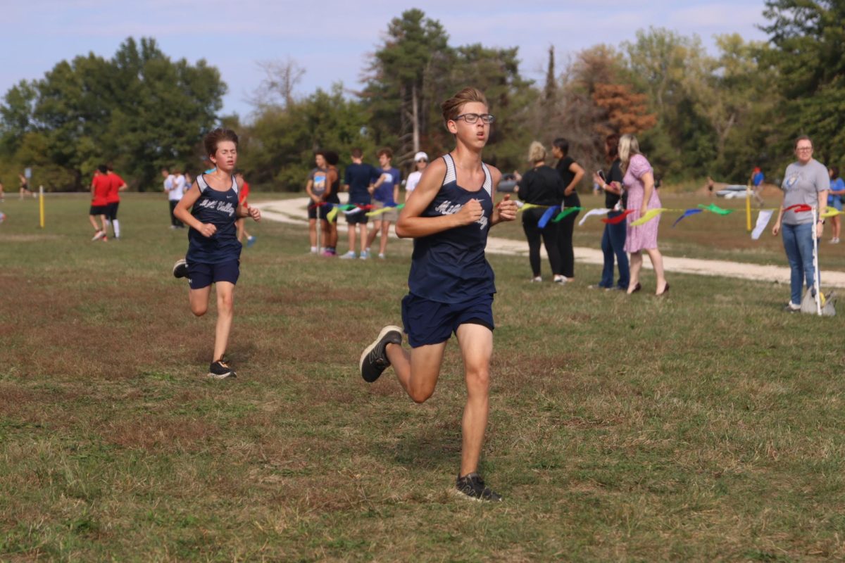 Freshmen Shane Devery and Sage Lewis-Jones push themselves to the end.